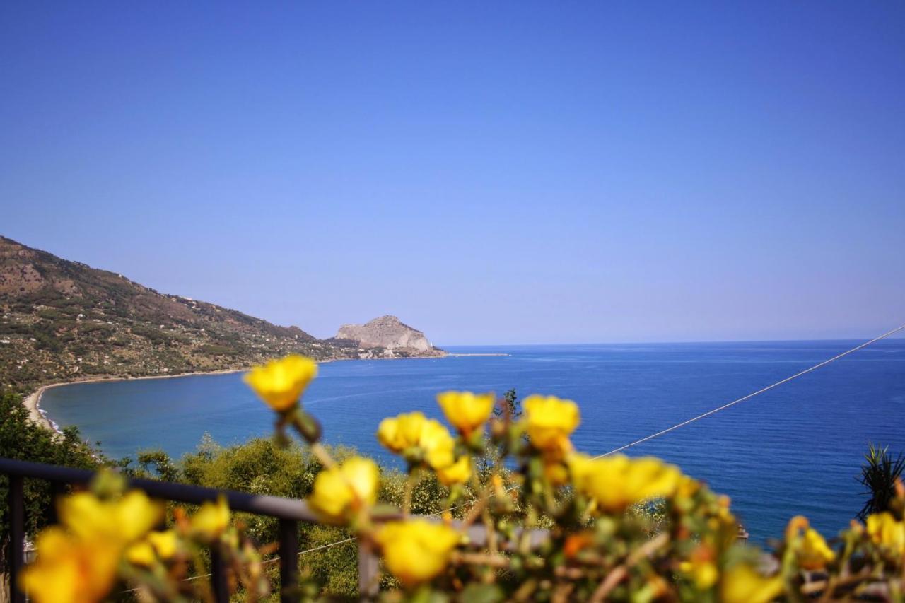 Belvedere Sant'Ambrogio تْشيفالو المظهر الخارجي الصورة
